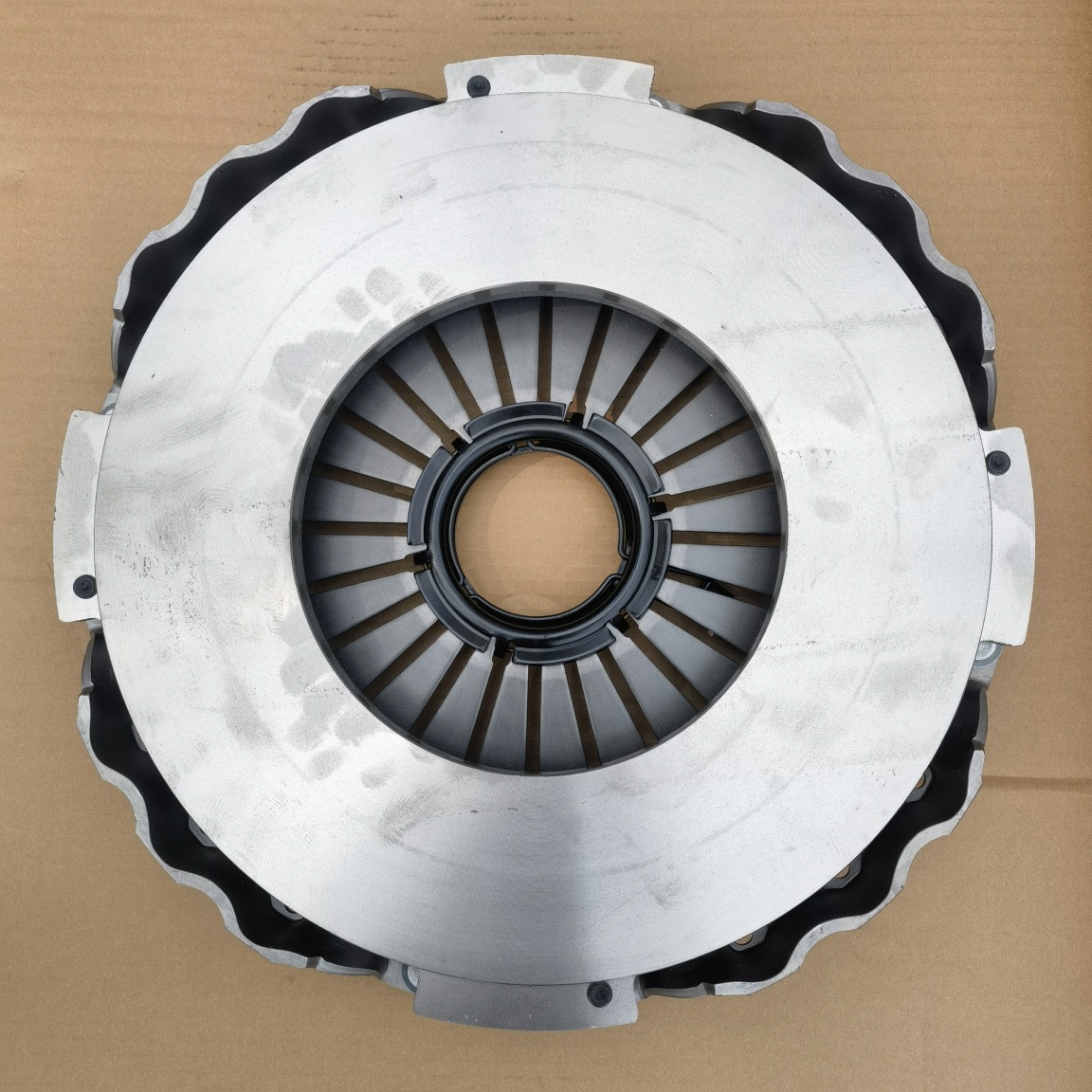 Hongyan 430 Clutch Pressure Plate 